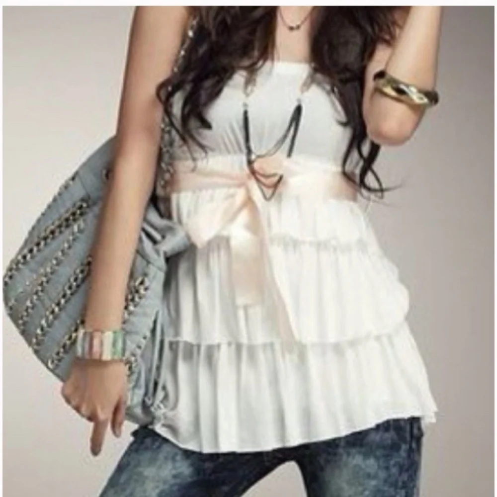 NWOT White Tiered Strapless Blouse - Picture 1 of 6